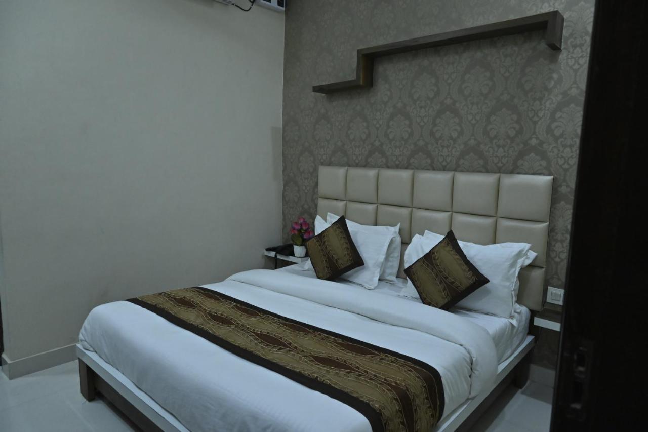 Hotel Guntas Residency Amritsar Exterior foto