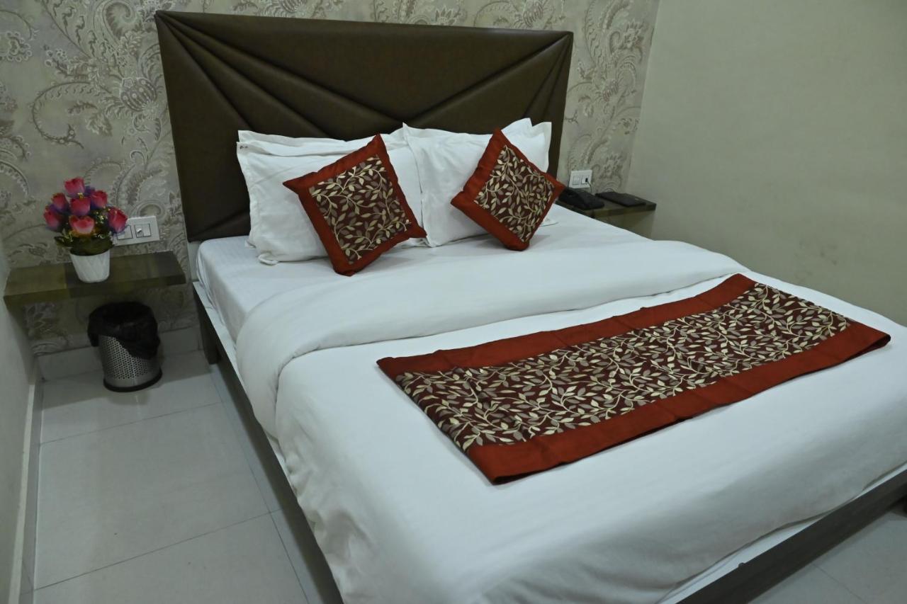 Hotel Guntas Residency Amritsar Exterior foto