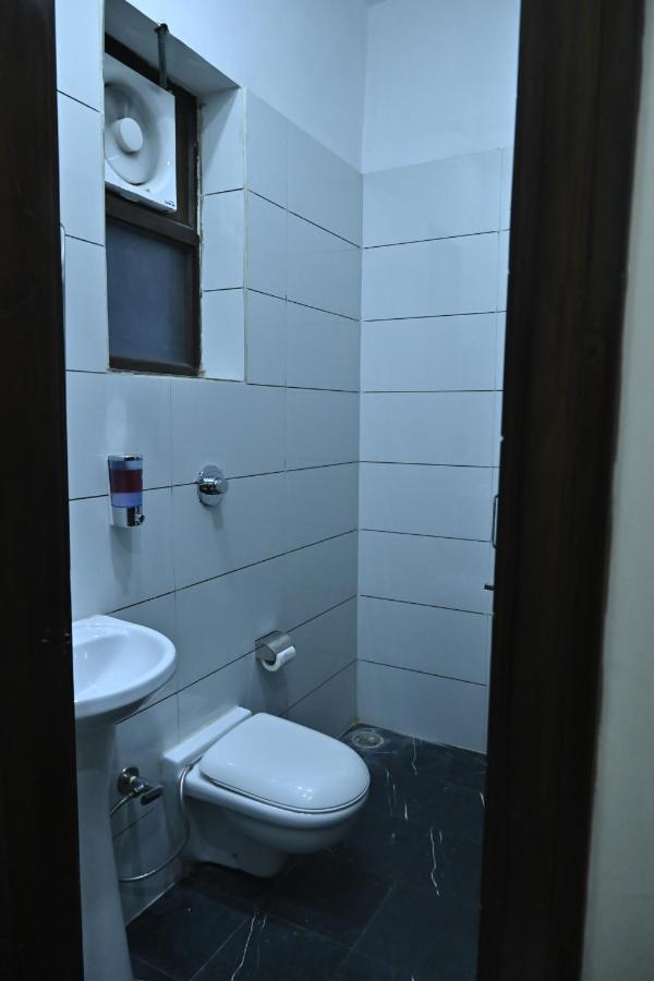 Hotel Guntas Residency Amritsar Exterior foto