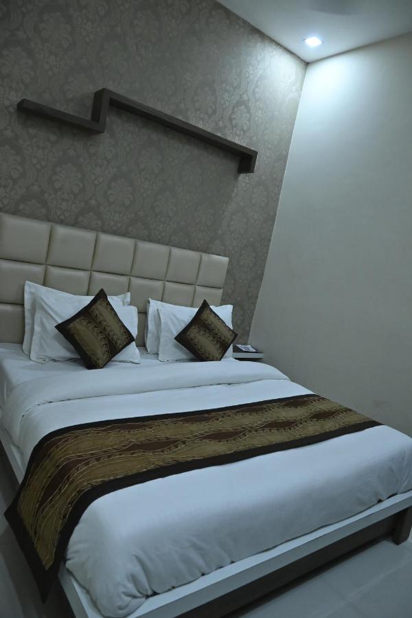 Hotel Guntas Residency Amritsar Exterior foto