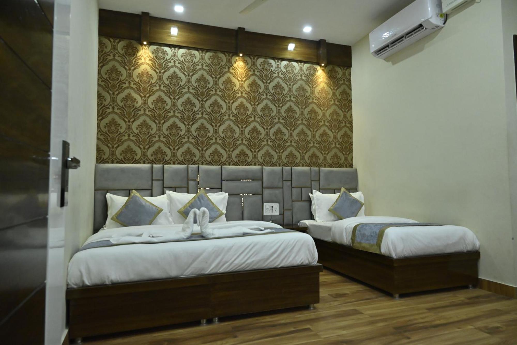 Hotel Guntas Residency Amritsar Exterior foto